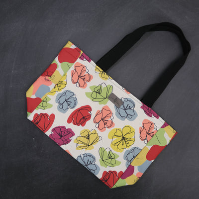 Everyday Tote Bag in Pencil Blooms