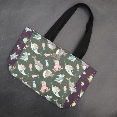 Everyday Tote Bag in Under the Sea