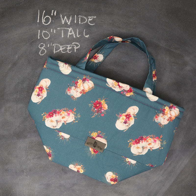 Bucket Tote Bag in On the Vine