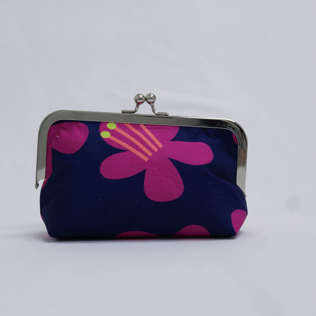 Chomp Chomp Clutch in Midnight Swim