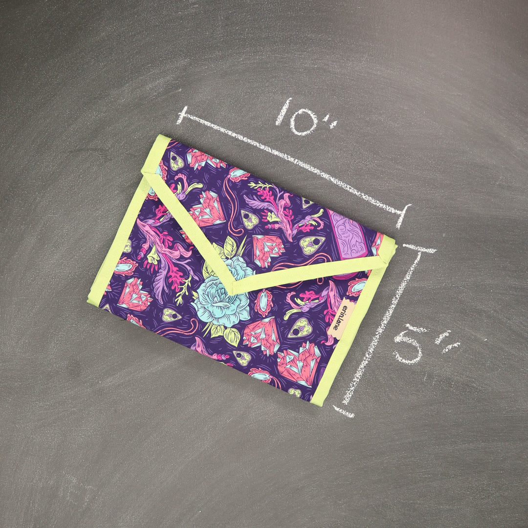 KnitPack Double Duty Interchangeable Knitting Needle Organizer in Venom and Vines