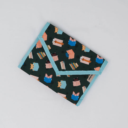 KnitPack Double Duty Interchangeable Knitting Needle Organizer  in Pup Fiction