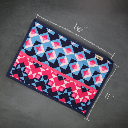 KnitPack DPN/Crochet Hook Organizer in Pretty in Prisms