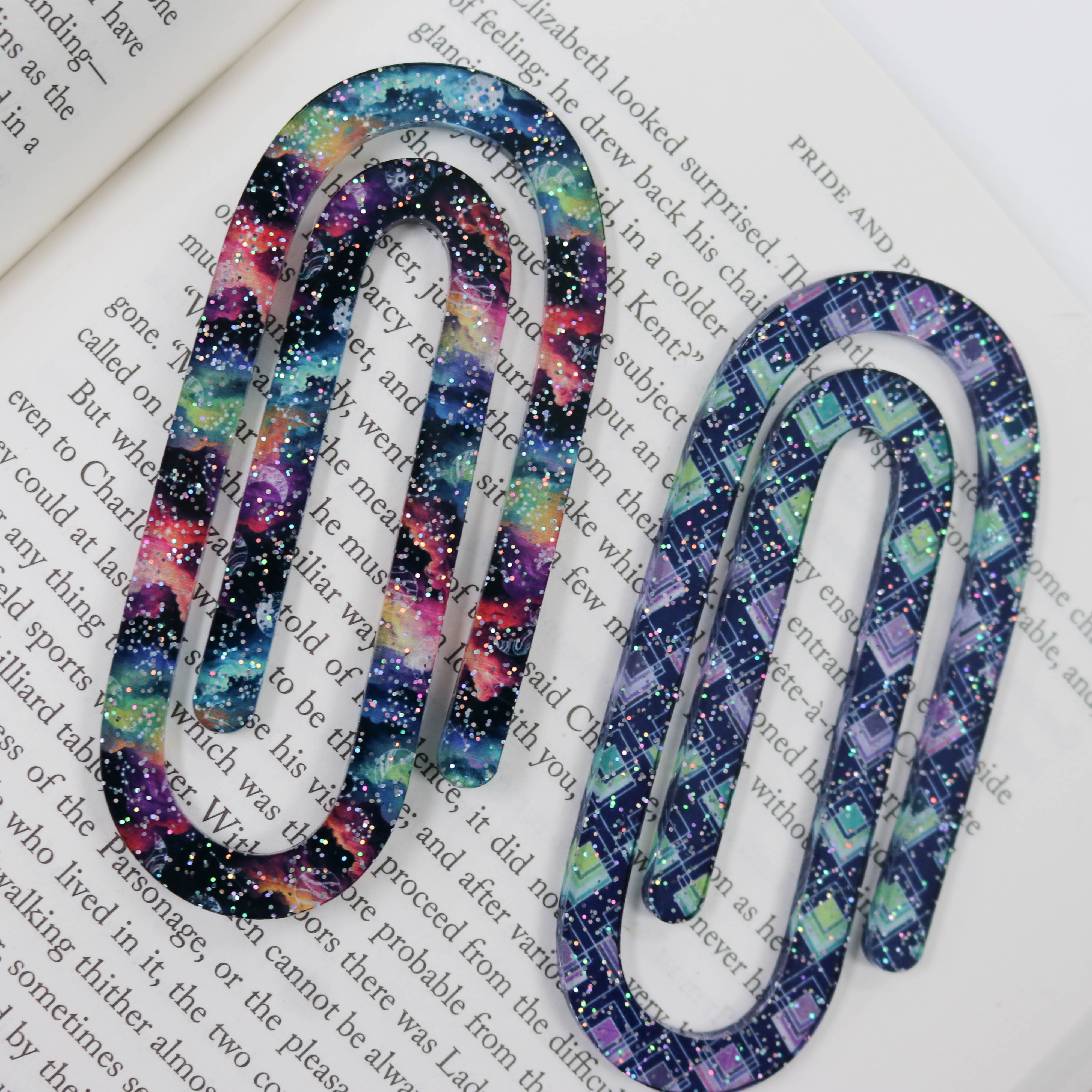 Oversized Acrylic Paperclip – Erin.Lane Bags