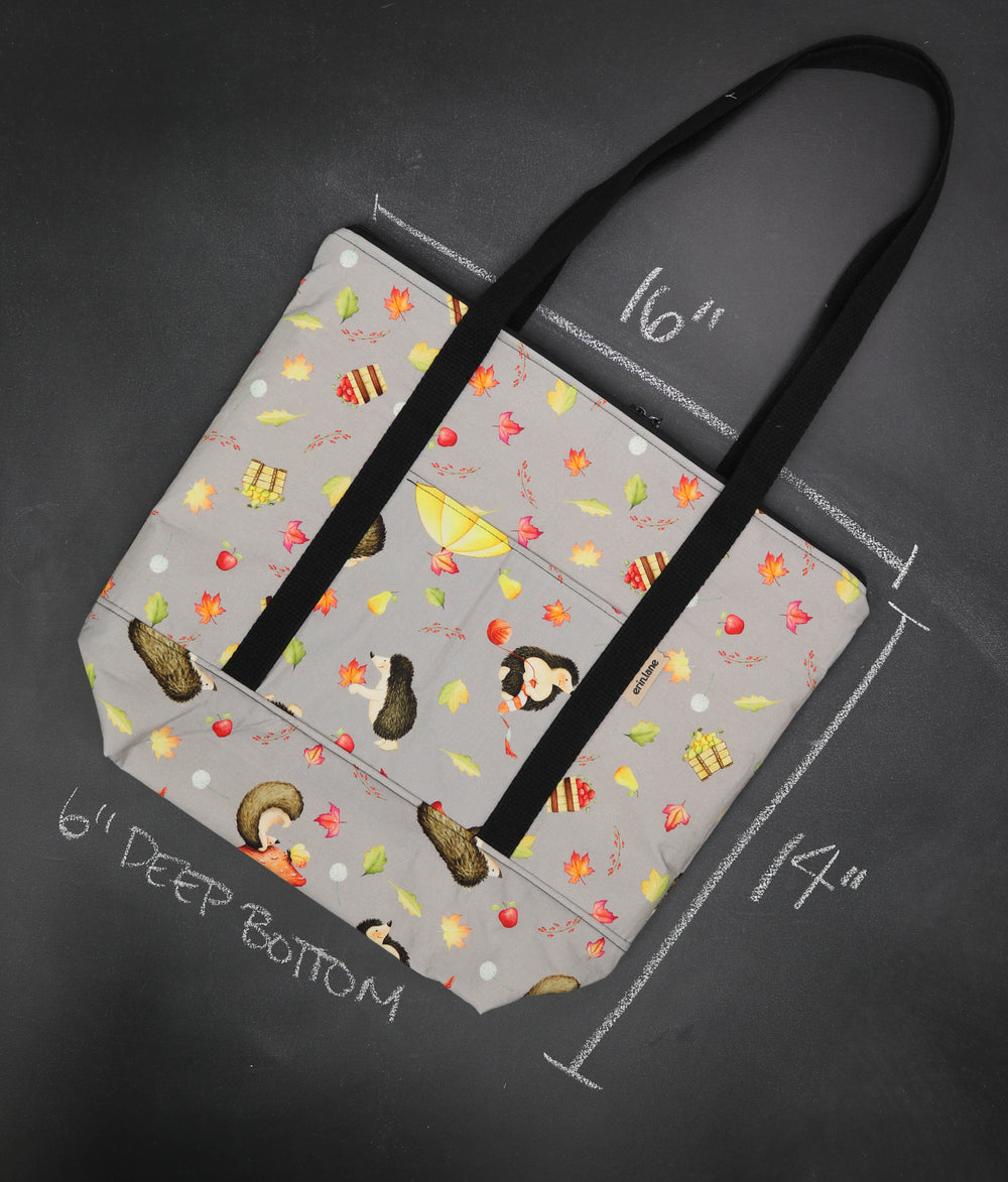 Reversible Hither Thither Tote Bag in Hedgehog Orchard