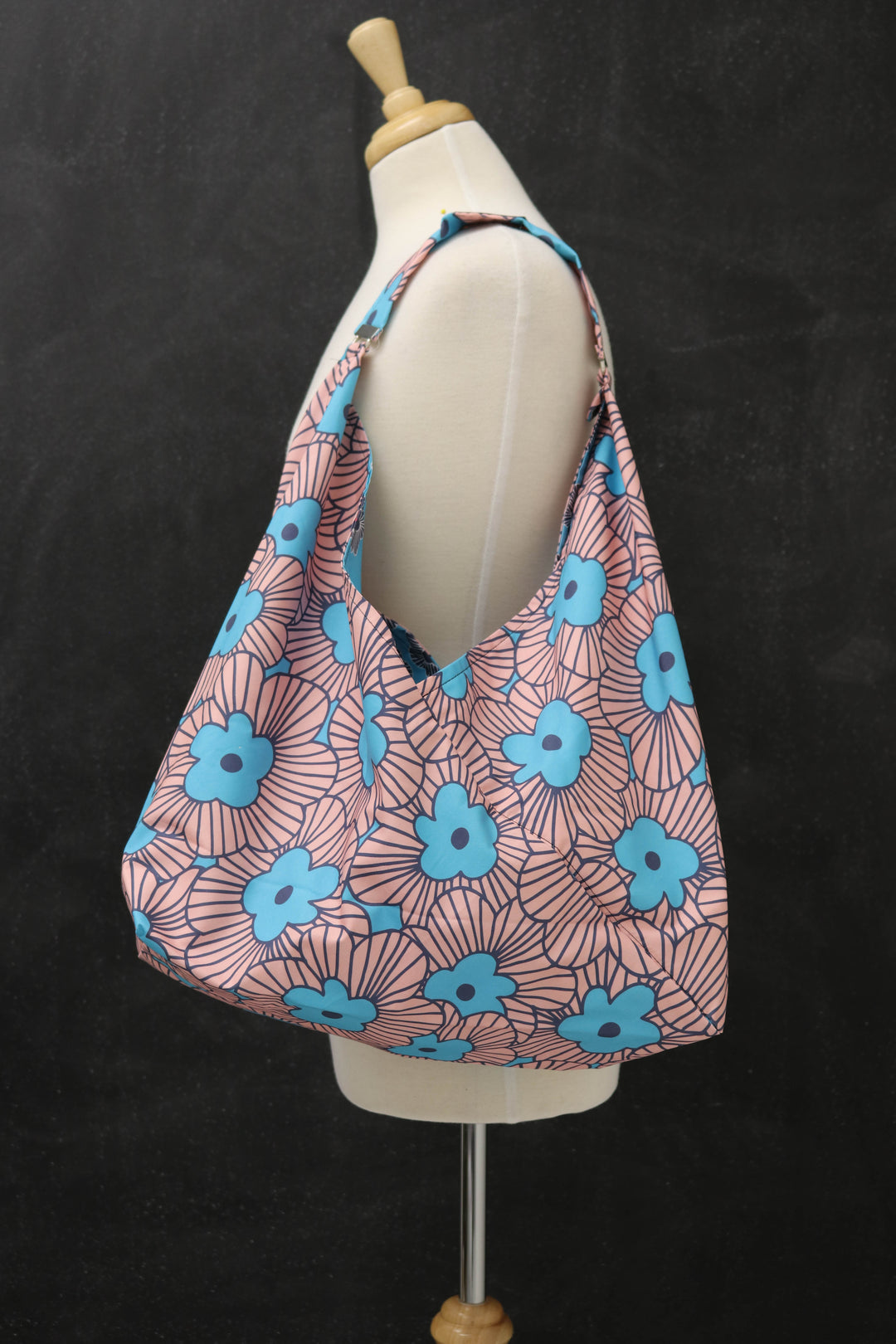 Market Tote Bag in High Dive