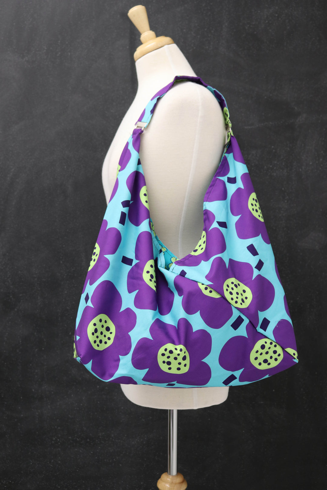 Market Tote Bag in Taking the Plunge