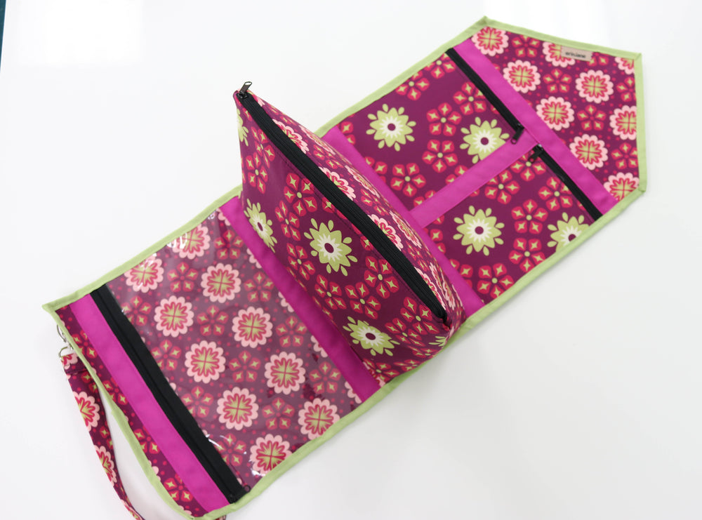 Carry Onward All in One Tote Bag in Fershade Quartz