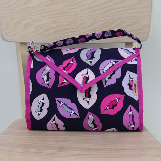 Carry Onward All in One Tote Bag in Love Bites