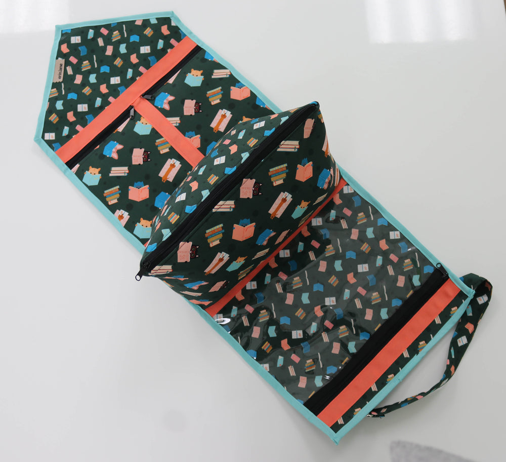 Carry Onward All in One Tote Bag in Pup Fiction