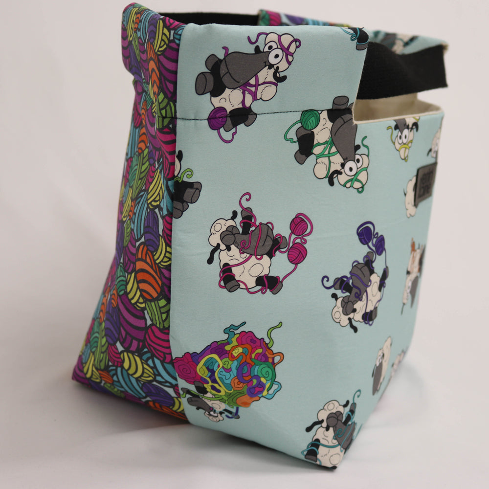 Main Squeeze Tote Bag in Knotty Sheeple