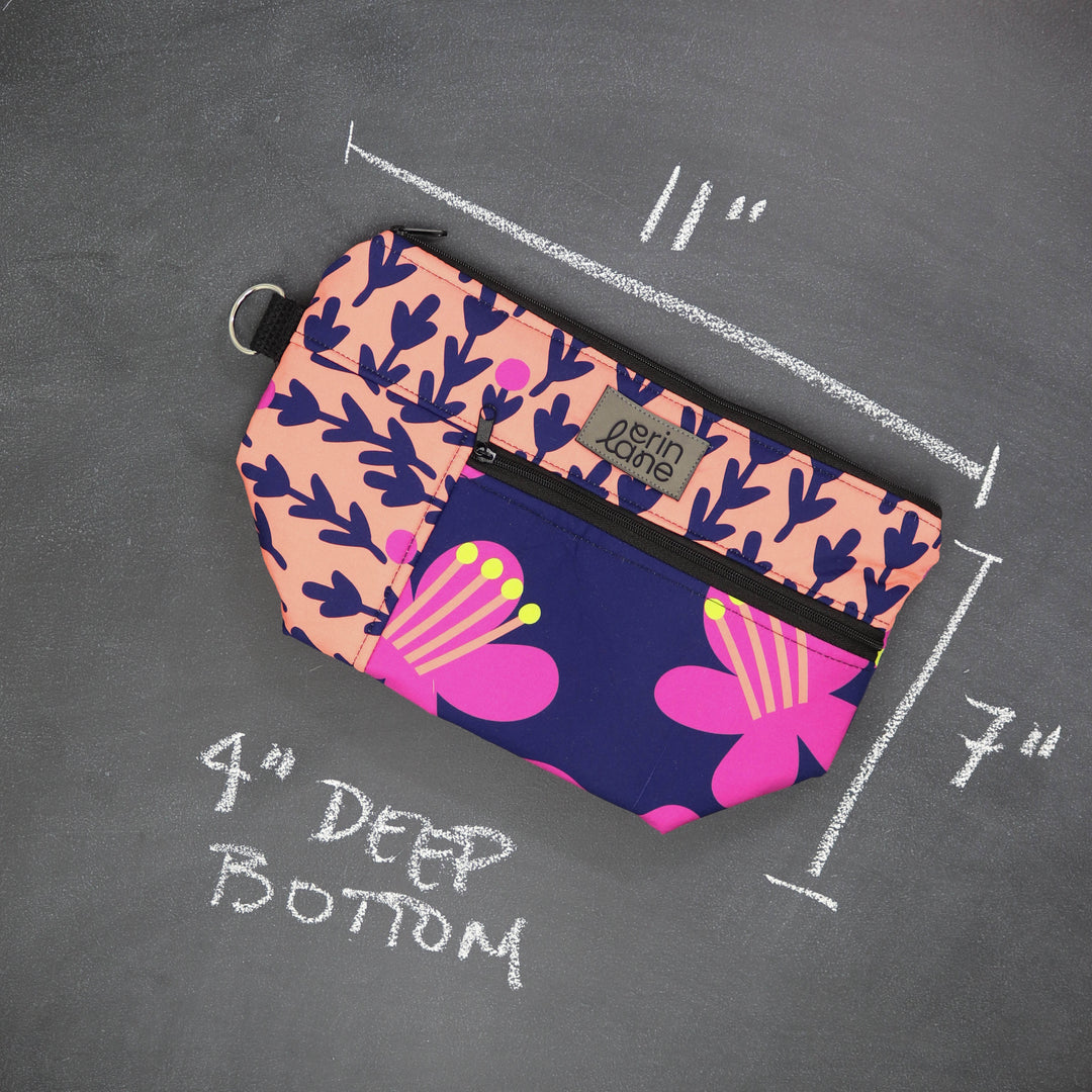 Well Worth It Project Bag in Midnight Swim