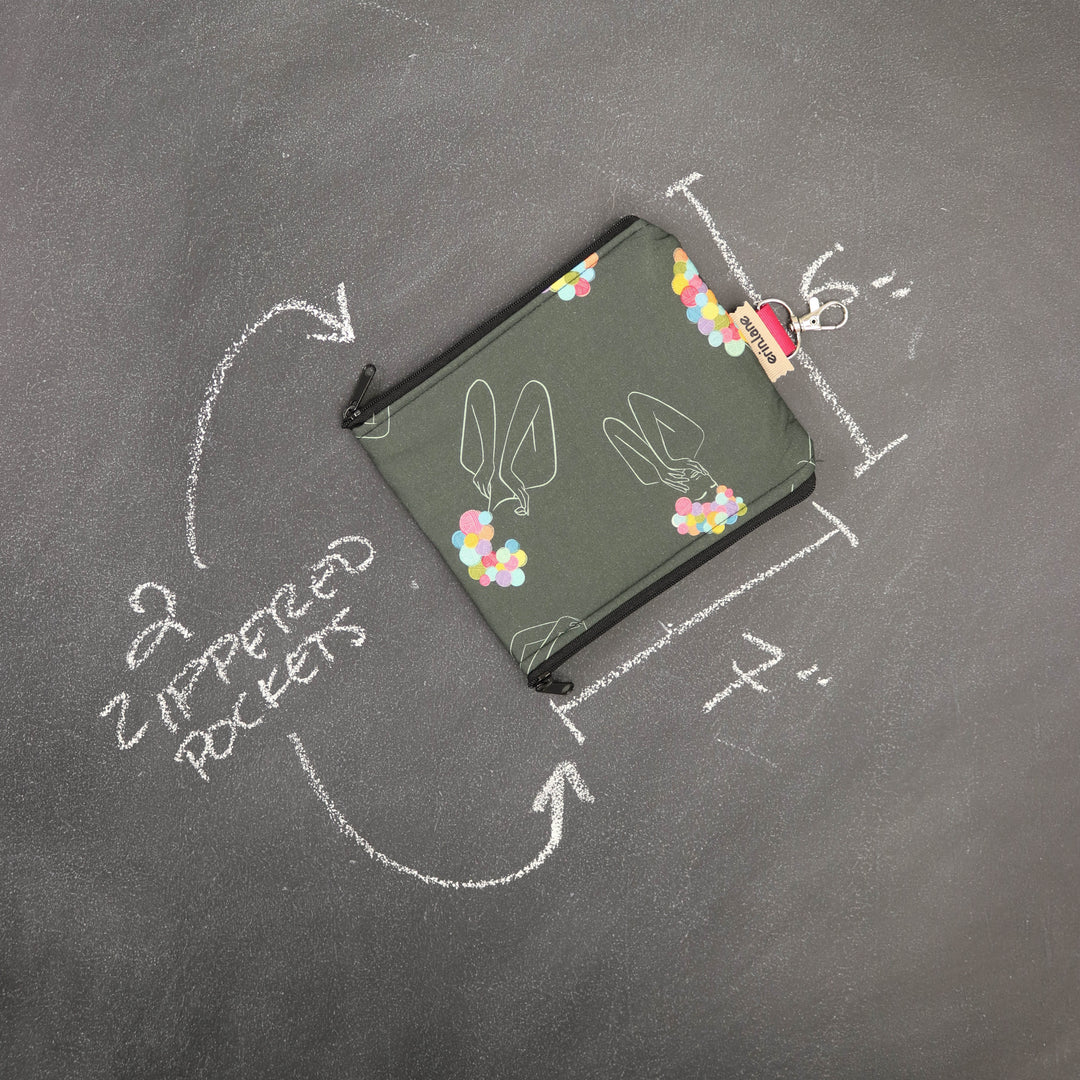 Zip and Clip Notions Organizer in Awash in Color