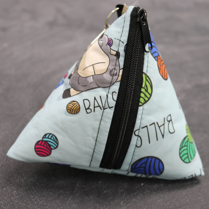D4 Pyramid Style Bag for Notions and Mini Skeins in Larry "Balls