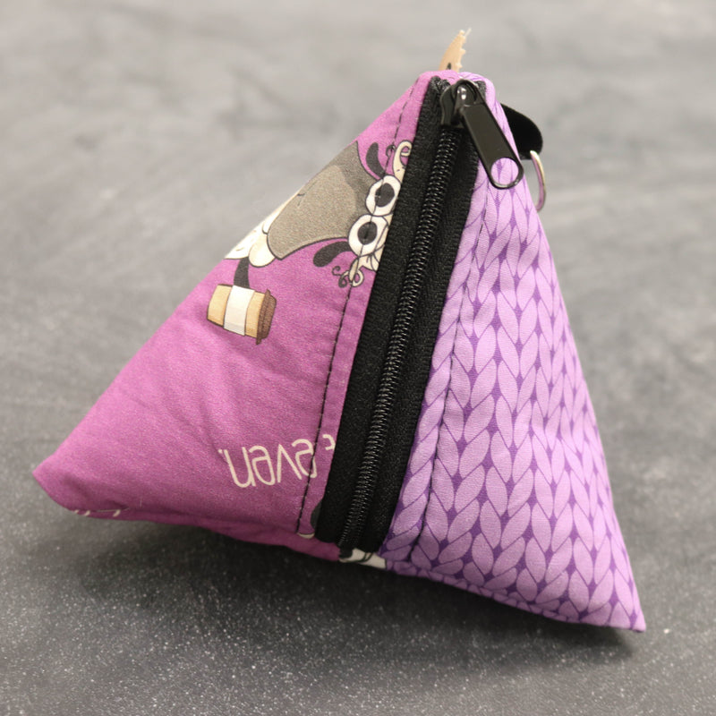 D4 Pyramid Style Bag for Notions and Mini Skeins in Demi "I Can&