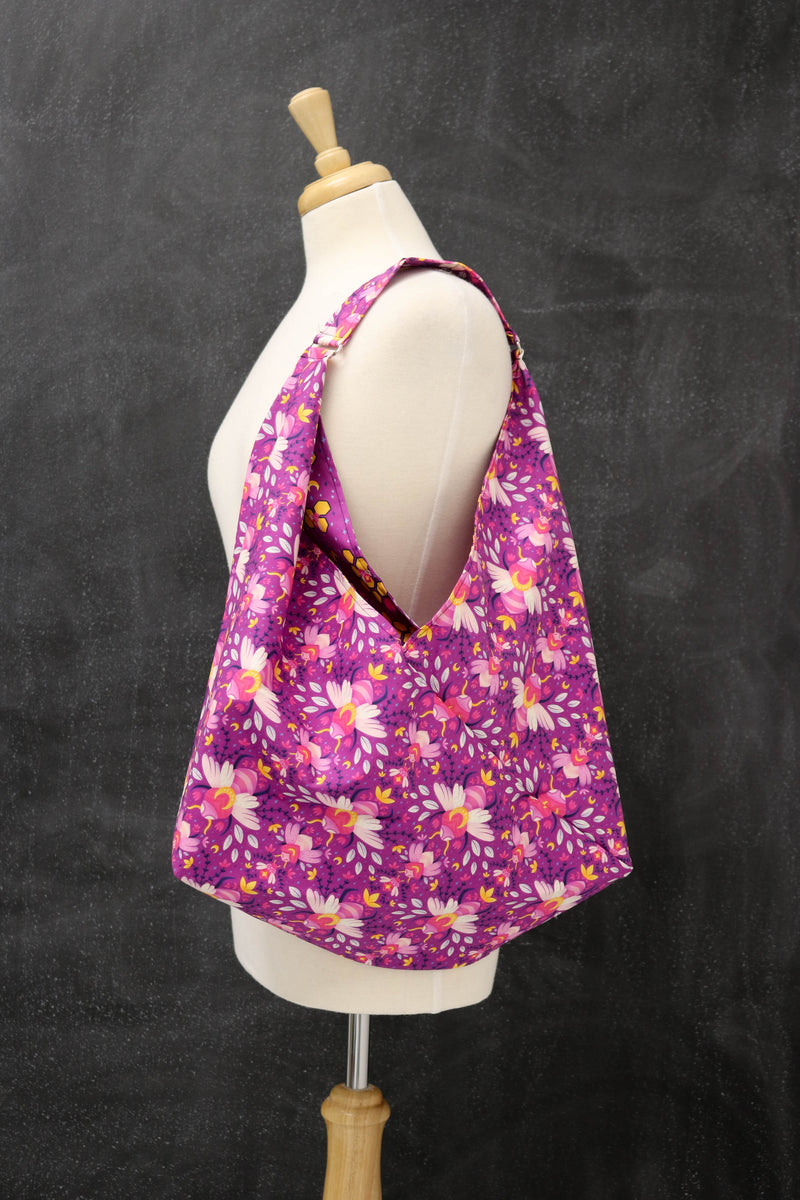 Market Tote Bag for Knitting and Crochet in Fuchsia Bees