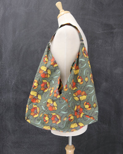 Market Tote Bag in Fire Flowers
