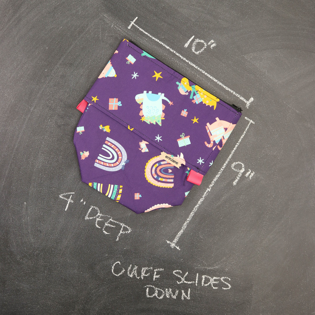 Nonname Collapsing Project Bag in Attack of the Giftasaurs