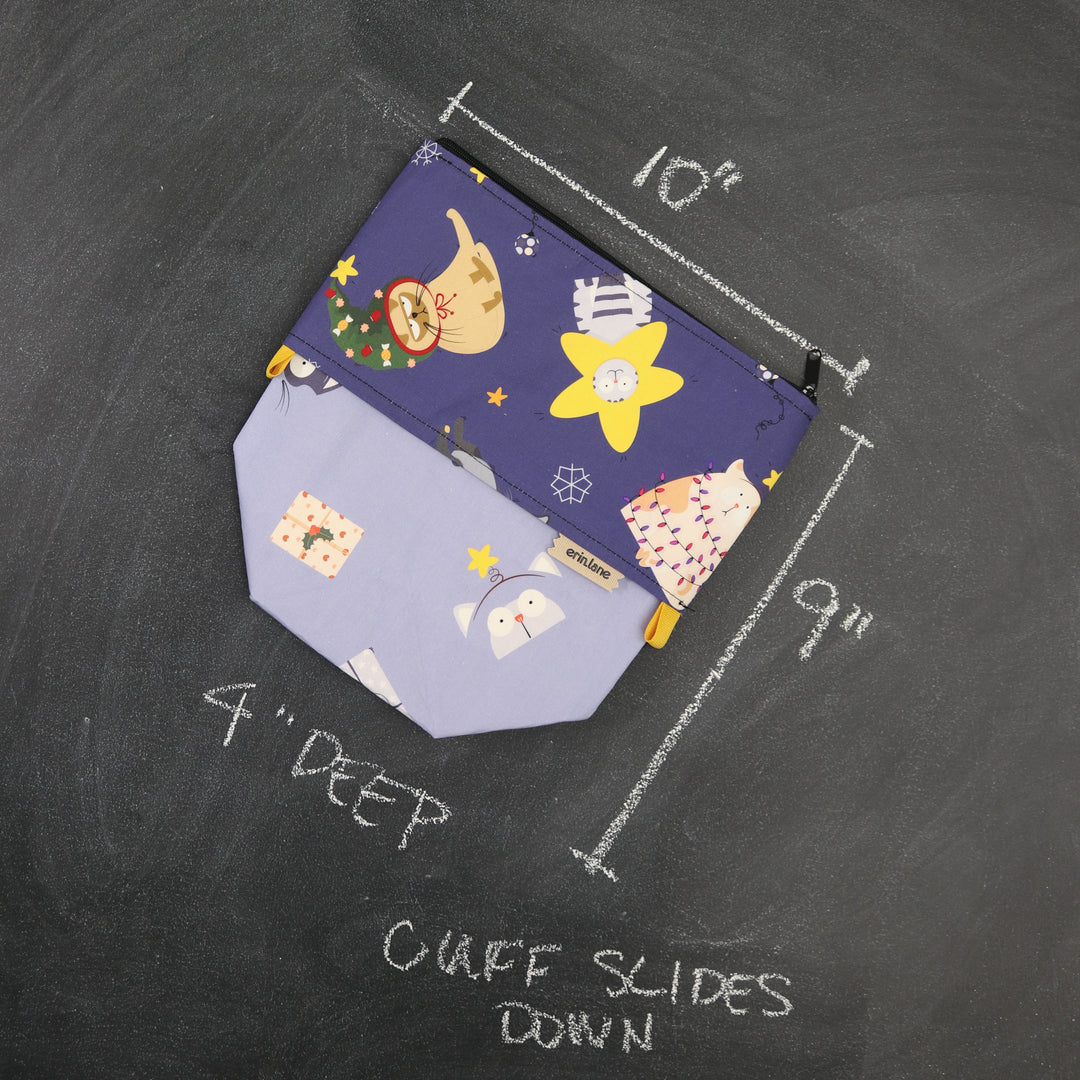 Nonname Collapsing Project Bag in Grumpy Holiday Cats