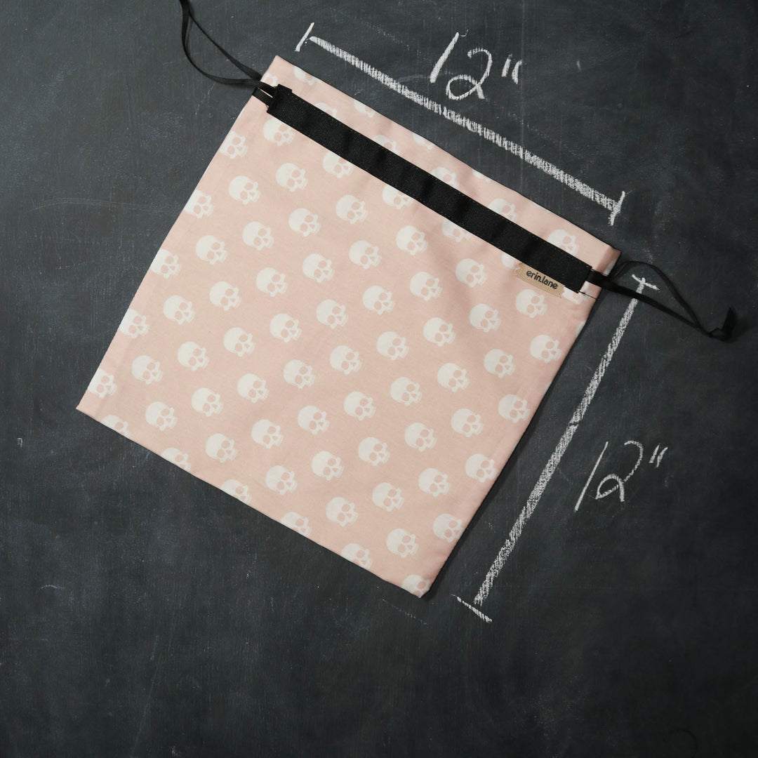 Small Project Bag in Peach Skulls