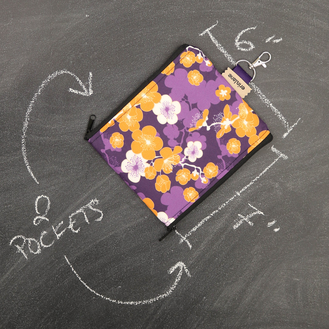 Zip and Clip Notions Organizer in Beautiful Mysteries