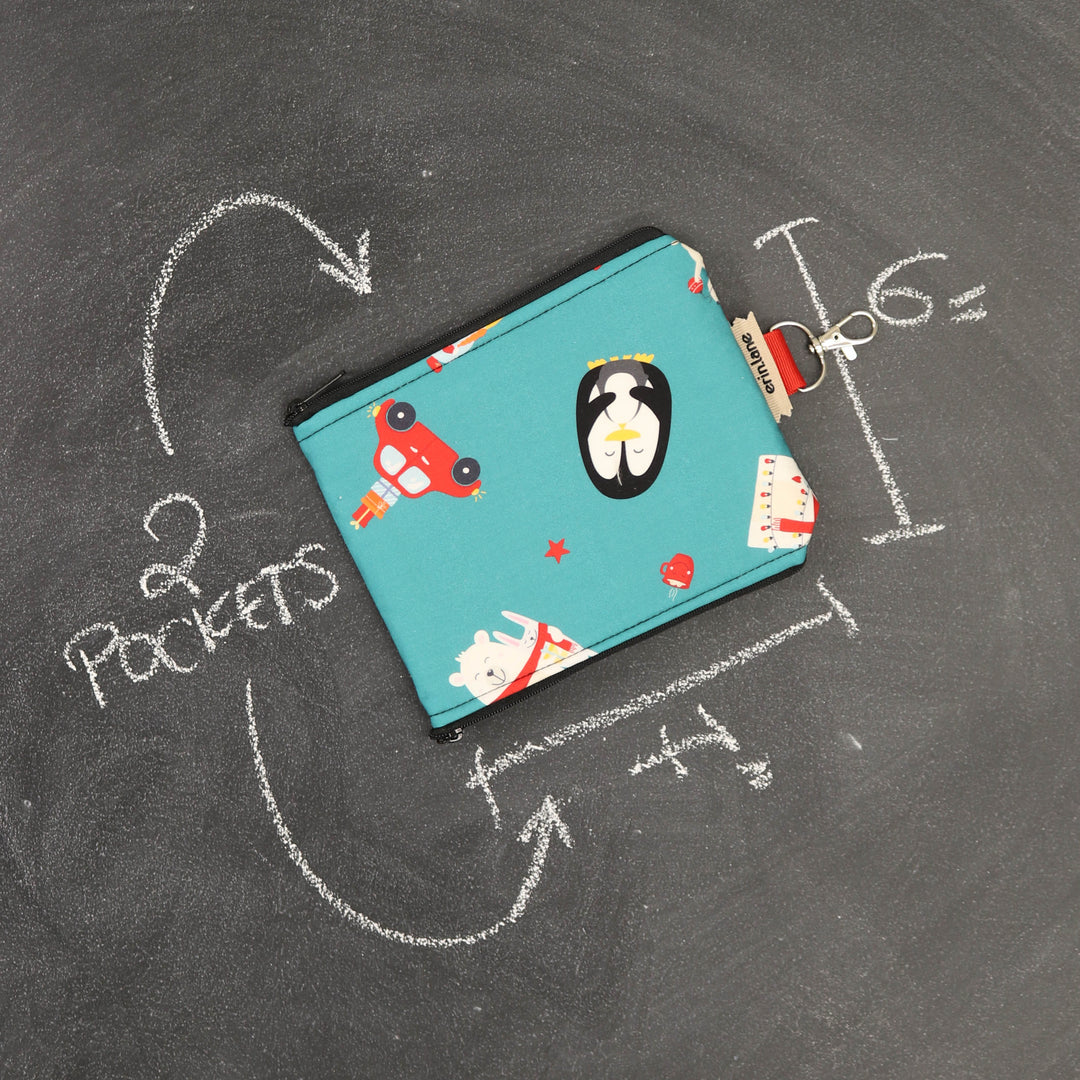 Zip and Clip Notions Organizer in Buddies in Winter